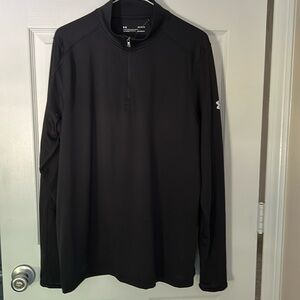 Men’s large under armor pullover